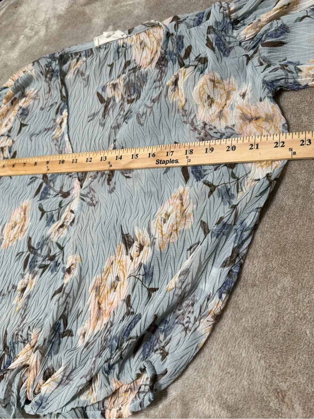 Lovestitch Light‎ Blue Floral Tie-Front V-Neck Blouse size S relax